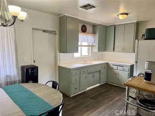 Hemet, CA 92544,40520 Poppy DR