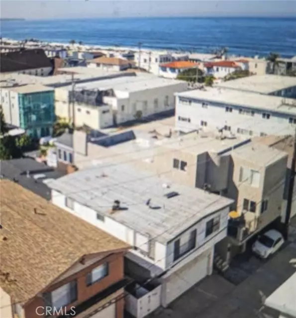 Manhattan Beach, CA 90266,326 10th PL