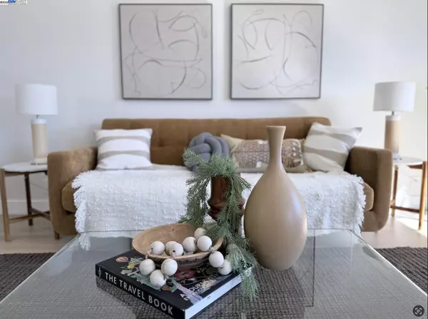 Daly City, CA 94014,353 E Moltke ST