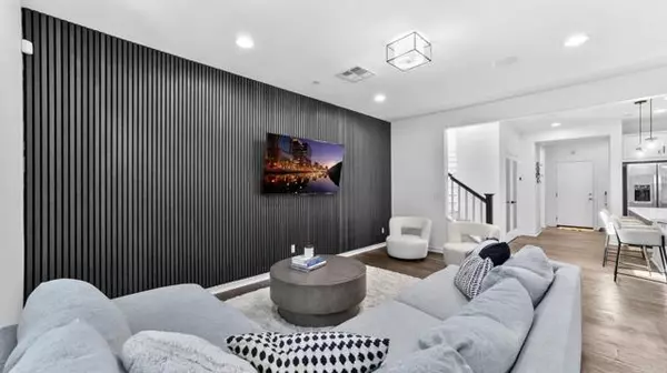 San Marcos, CA 92069,560 Moonlight DR