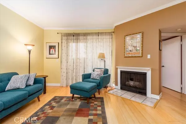 Long Beach, CA 90807,3913 N Virginia RD 203