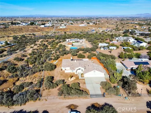 9920 Sage ST, Oak Hills, CA 92344