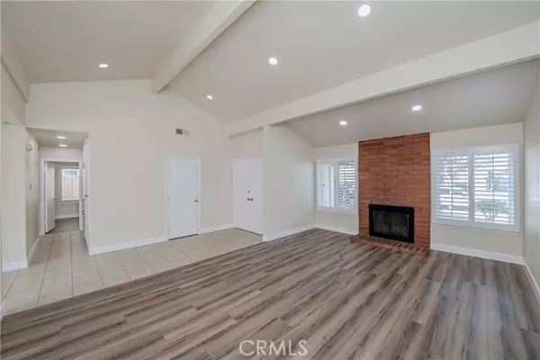 Cerritos, CA 90703,17502 De Oro CT