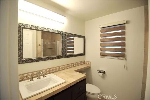 Newport Beach, CA 92663,205 29th ST A