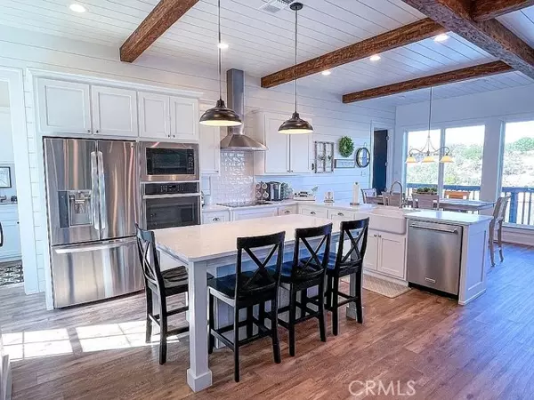 TX 78654,508 Los Escondidos ST