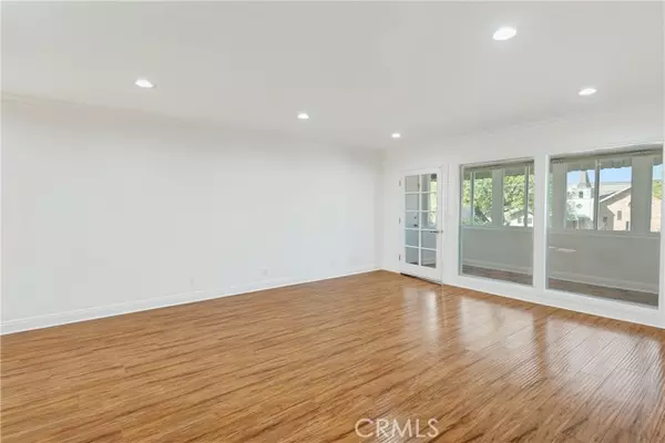 6160 Whitsett AVE 6, North Hollywood, CA 91606