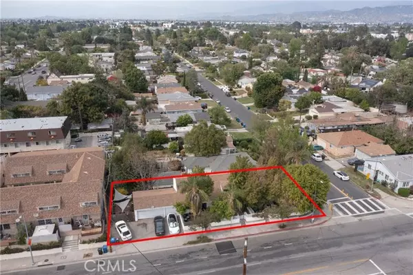 11667 Burbank, North Hollywood, CA 91601