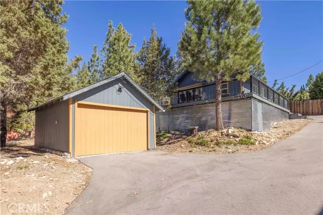 39470 North SHR, Fawnskin, CA 92333