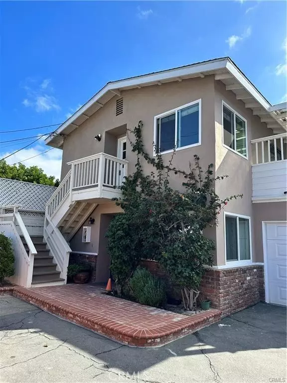 Costa Mesa, CA 92627,372 20th ST C