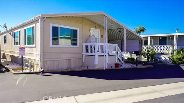 5200 Heil Ave 18, Huntington Beach, CA 92649