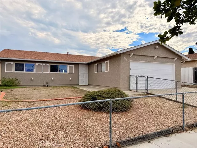 Oceanside, CA 92057,648 Flora