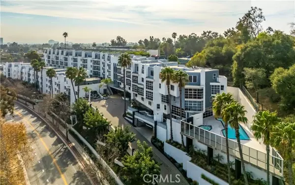 171 N Church LN 617, Brentwood, CA 90049