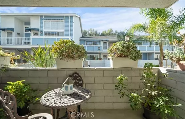 Northridge, CA 91325,18427 Vincennes 5