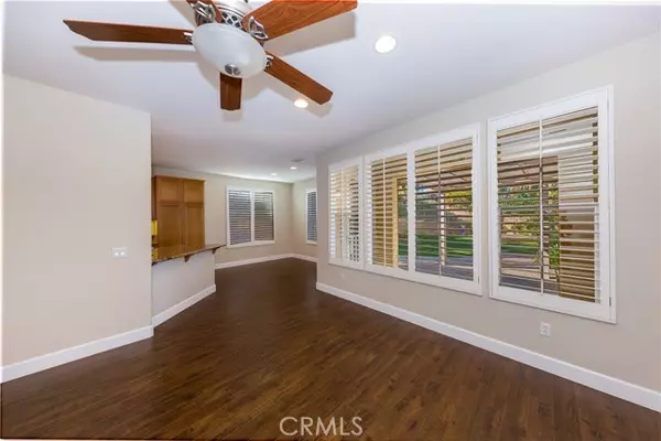 Valencia, CA 91381,25527 Via Ventana