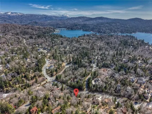Lake Arrowhead, CA 92352,0 Lake DR