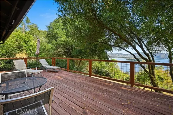 11664 Lakeview DR, Clearlake Oaks, CA 95423