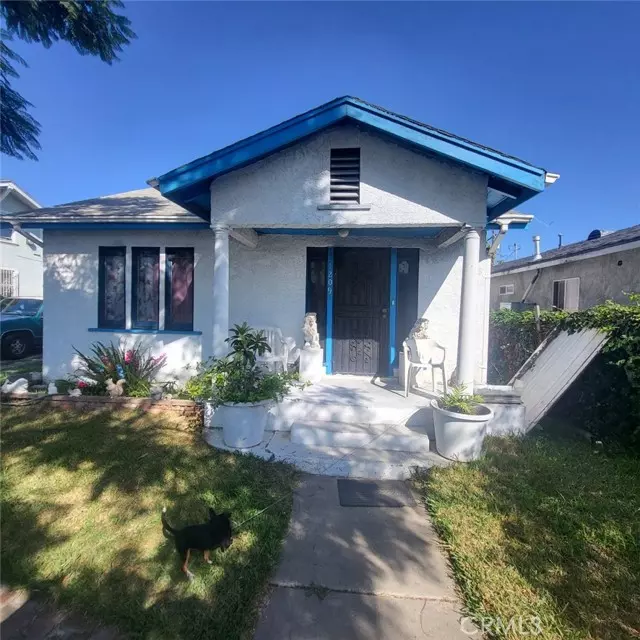 Los Angeles, CA 90044,1209 W 90th ST