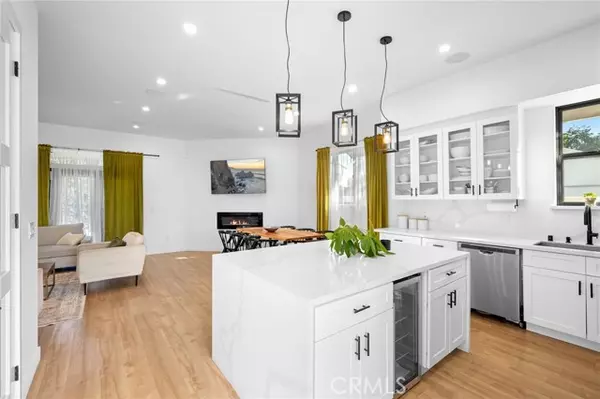 Northridge, CA 91343,9462 N Odessa AVE