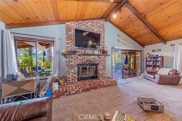 Bass Lake, CA 93604,37739 Shoreline