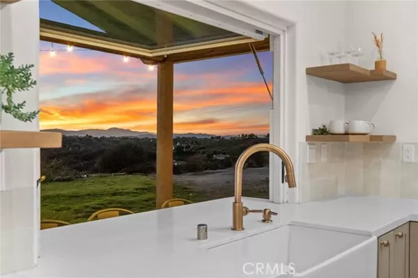 Temecula, CA 92592,41950 Calle La Escondida