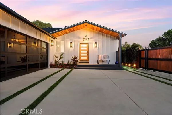 Sherman Oaks, CA 91411,5802 Norwich AVE