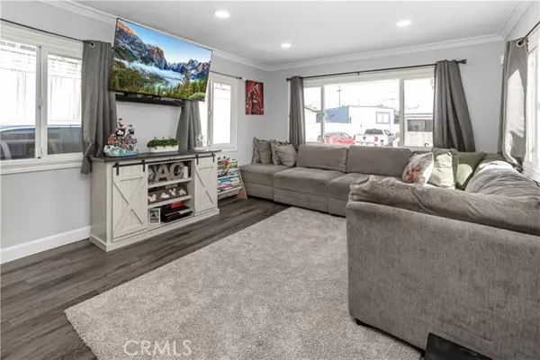 Montclair, CA 91763,4161 Mission BLD 2