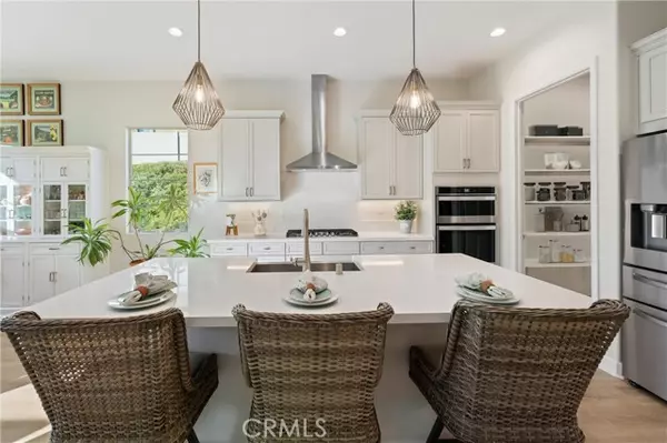 Corona, CA 92883,24674 Crestley DR