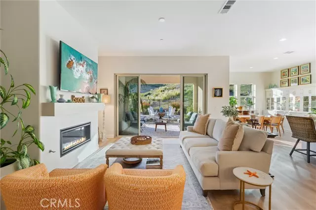 Corona, CA 92883,24674 Crestley DR