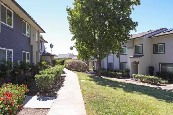 Santee, CA 92071,10661 King Phillip