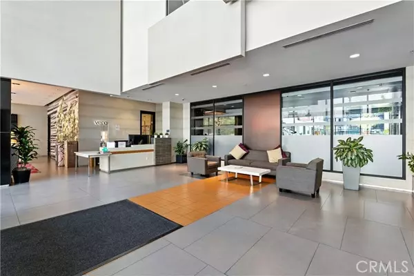 Los Angeles, CA 90017,1234 Wilshire 329