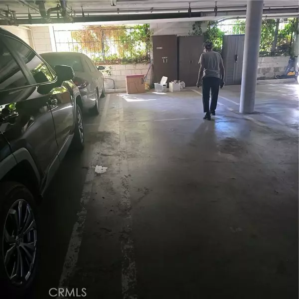 Studio City, CA 91604,12157 Moorpark ST 206