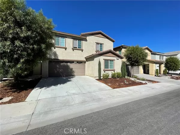 Lake Elsinore, CA 92530,32806 Crown PT