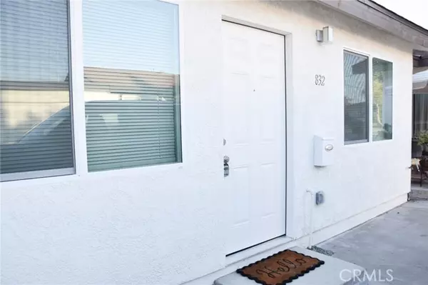 Orange, CA 92866,832 E La Veta