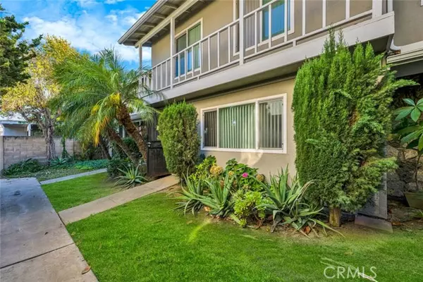 Tustin, CA 92780,1777 Mitchell 122