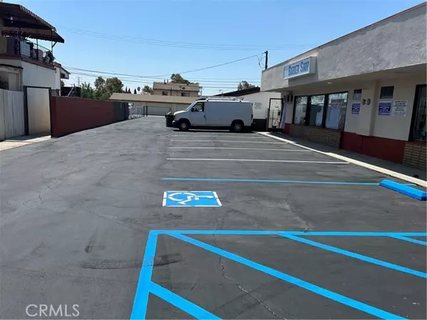 Bell Gardens, CA 90201,6032 Florence AVE