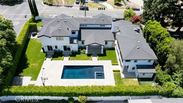 Woodland Hills, CA 91364,20701 Dumont ST