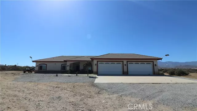 Phelan, CA 92371,7445 Cedar