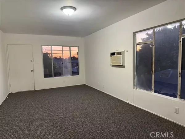 Lynwood, CA 90262,3136 Flower