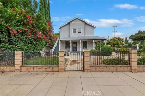 Redlands, CA 92374,323 E Colton