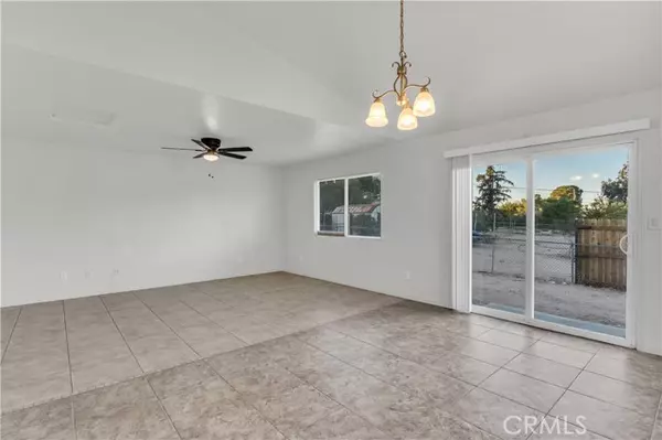 Hesperia, CA 92345,14486 Willow St