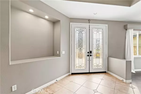 Murrieta, CA 92563,37093 Almond CIR