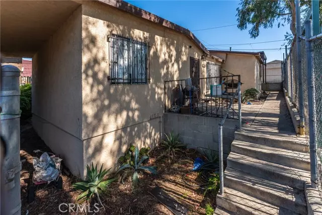 11242 S Budlong, Los Angeles, CA 90044