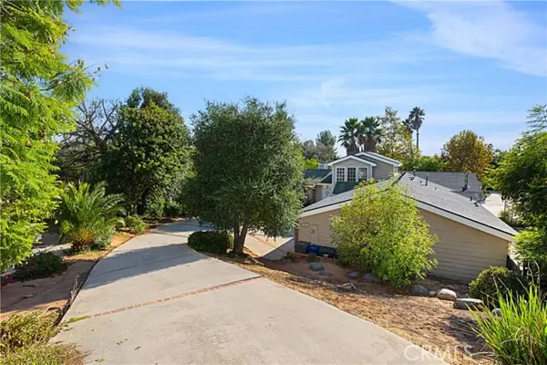 Fallbrook, CA 92028,1011 Farrand CT