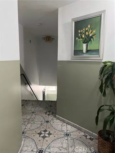 6131 5 Afton, Los Angeles, CA 90028