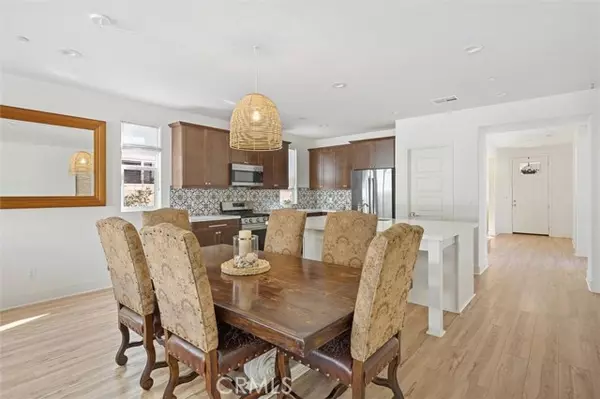 San Luis Obispo, CA 93401,3898 Hayfield