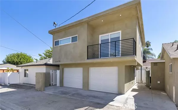 6443 1/2 Woodlake 1/2, West Hills, CA 91307