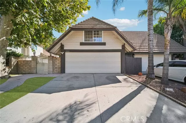 22810 Rio Chico, Saugus, CA 91354