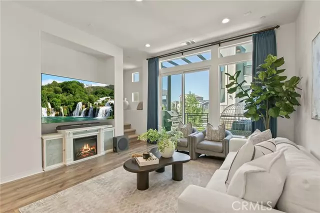 102 Sawbuck, Irvine, CA 92618