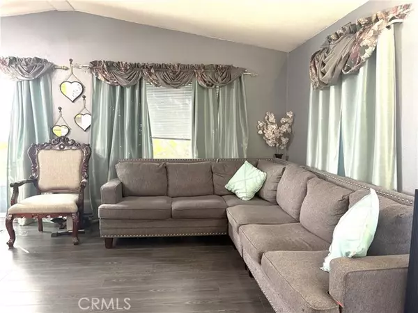 Whittier, CA 90604,10745 Victoria 4