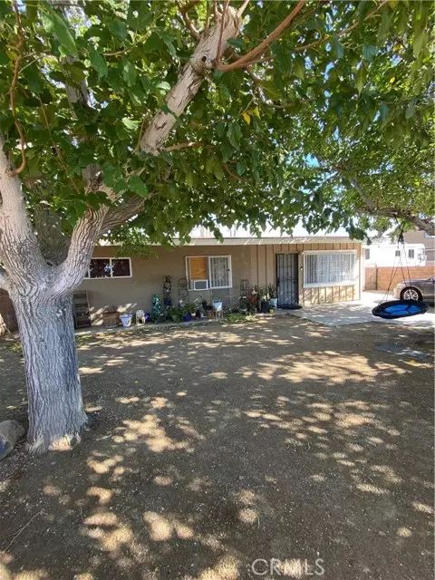 38514 Larkin, Palmdale, CA 93550